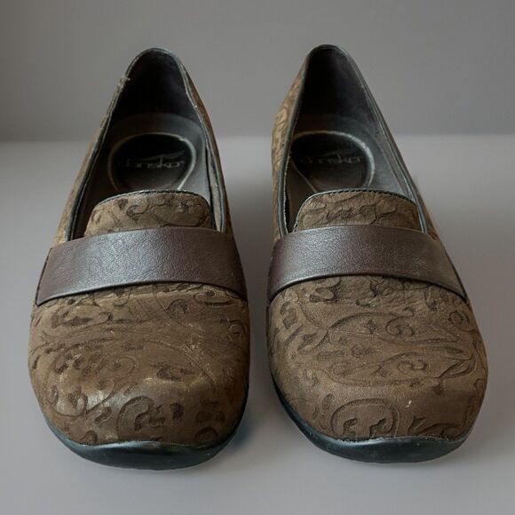 Dansko Osanka Slip-On Loafer Flats Brown Suede Leather Size 37 US 6.5-7 - Picture 1 of 6